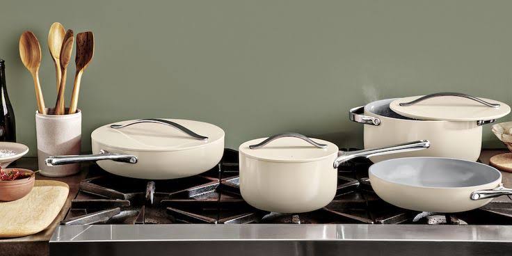 Non stick cookware set