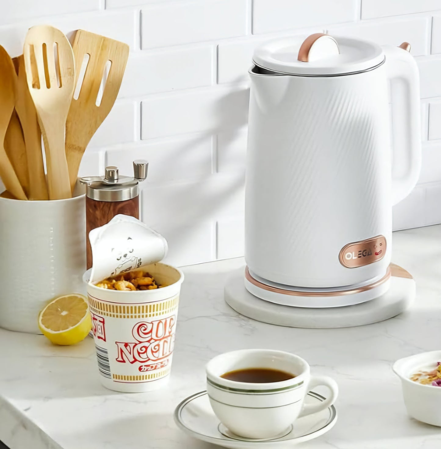 Sleek and Efficient Electric kettle
